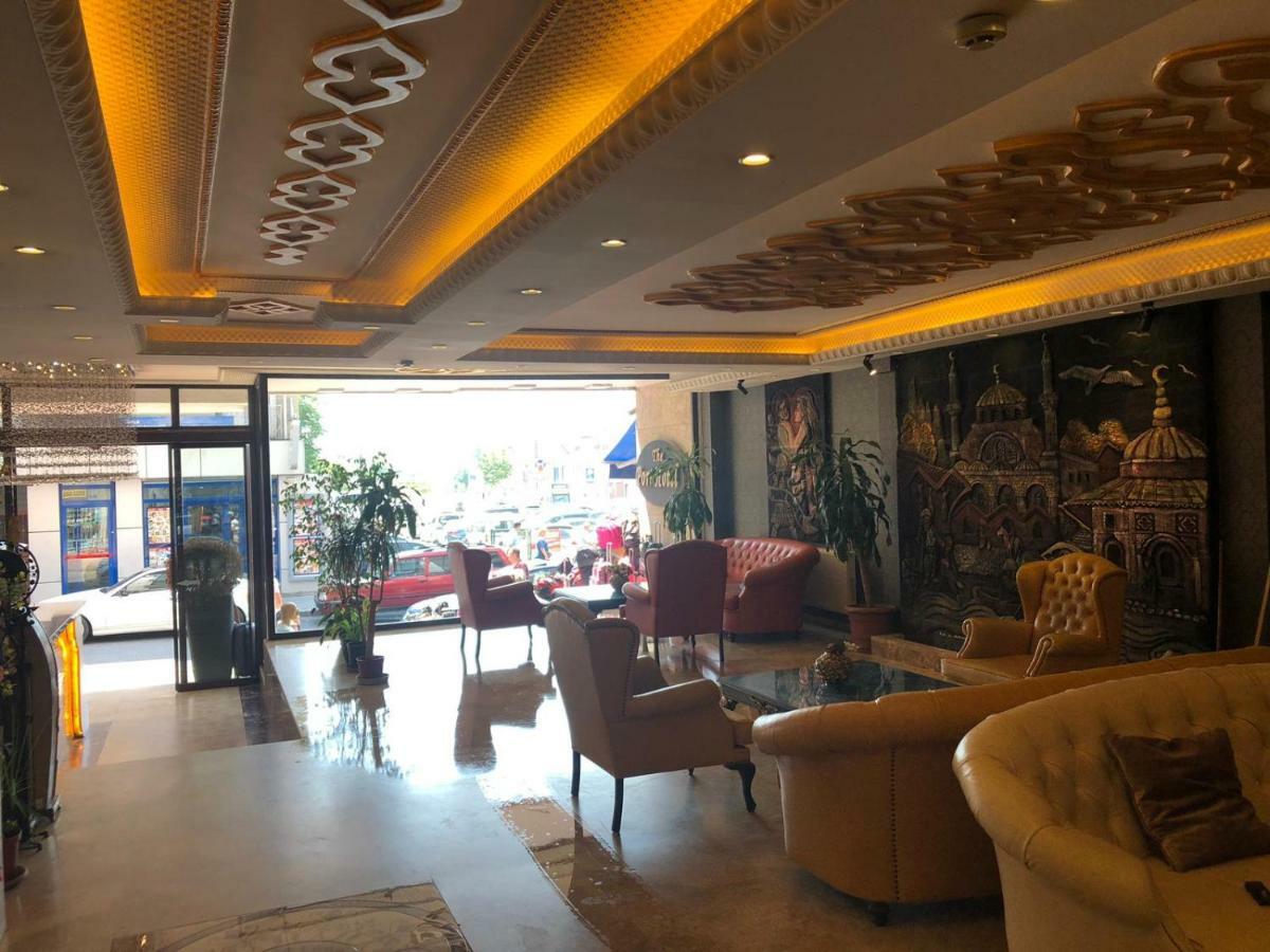 The Port Hotel — Photos 1